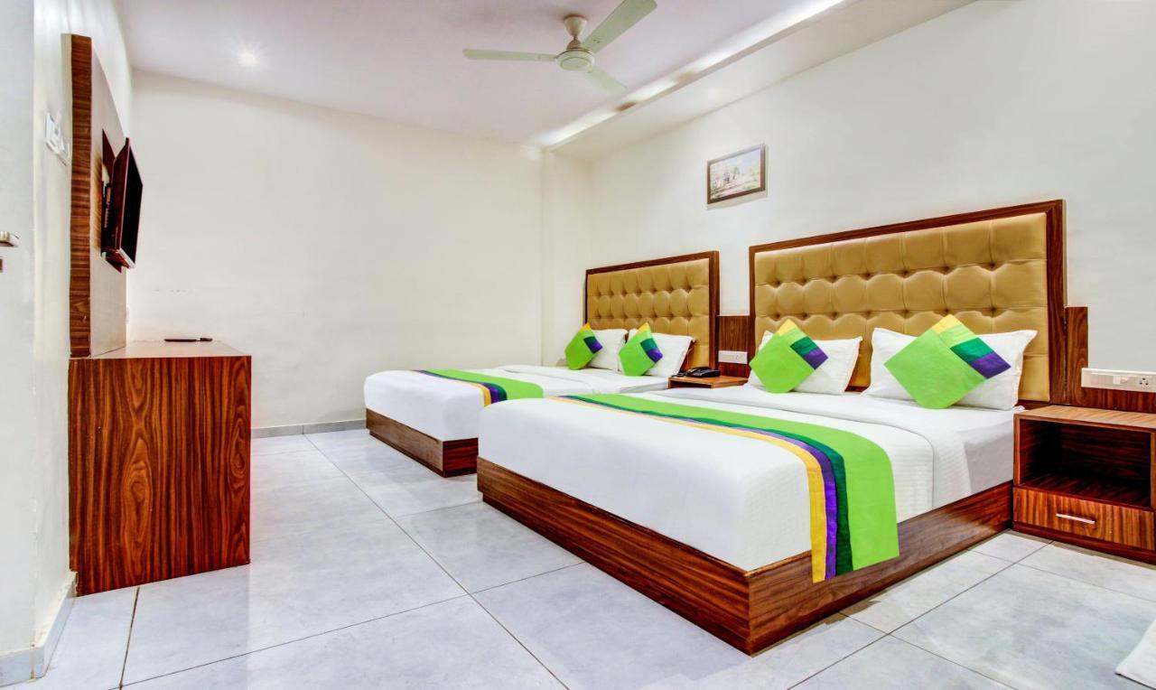 Treebo Trend Bkc Grand Mumbai Luaran gambar