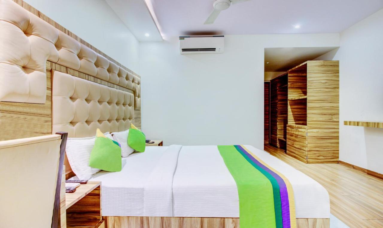Treebo Trend Bkc Grand Mumbai Luaran gambar