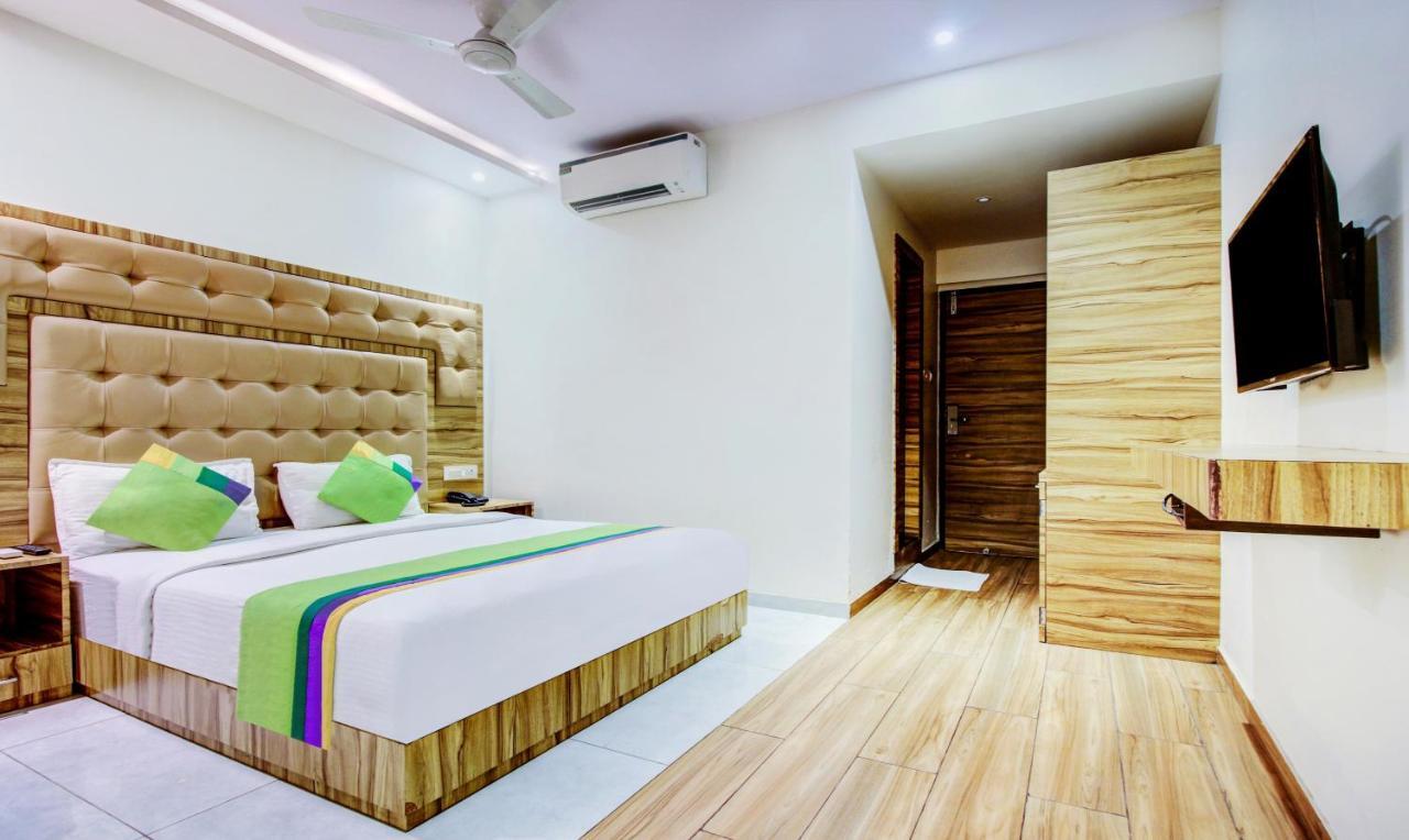 Treebo Trend Bkc Grand Mumbai Luaran gambar